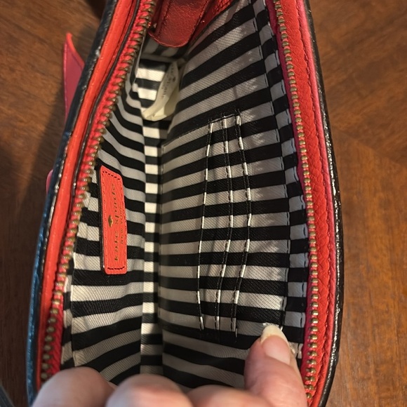 Kate Spade wristlet pebble leather/patent bow on front orangeish red gold NWOT - Picture 13 of 13